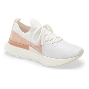 Nike Flyknit Running Shoes